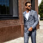 Introduction: Why Professionals Wear Too Few Clothes Despite Owning Too Many